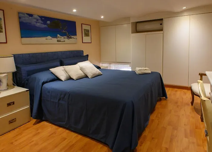 Deluxe Apartment *
